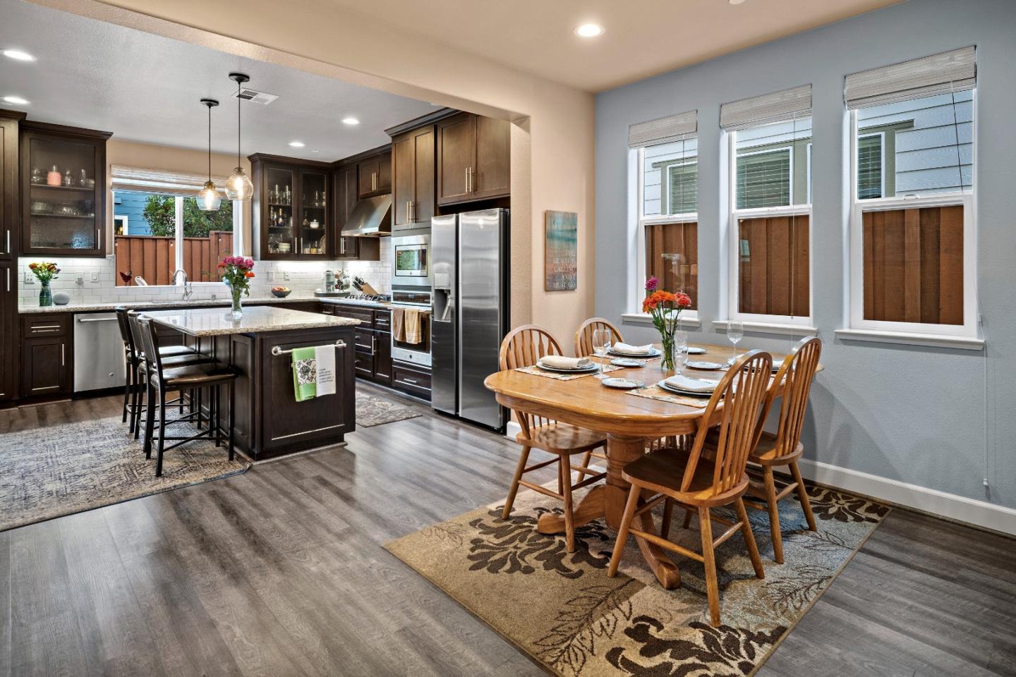 2760 Bungalow DR