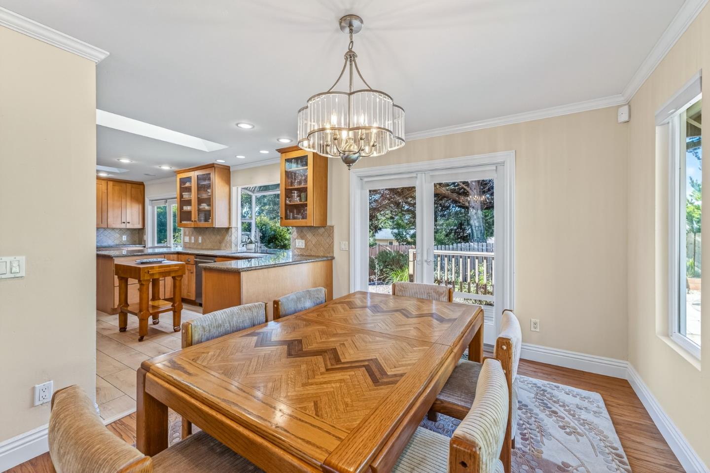 3020 Sloat Road