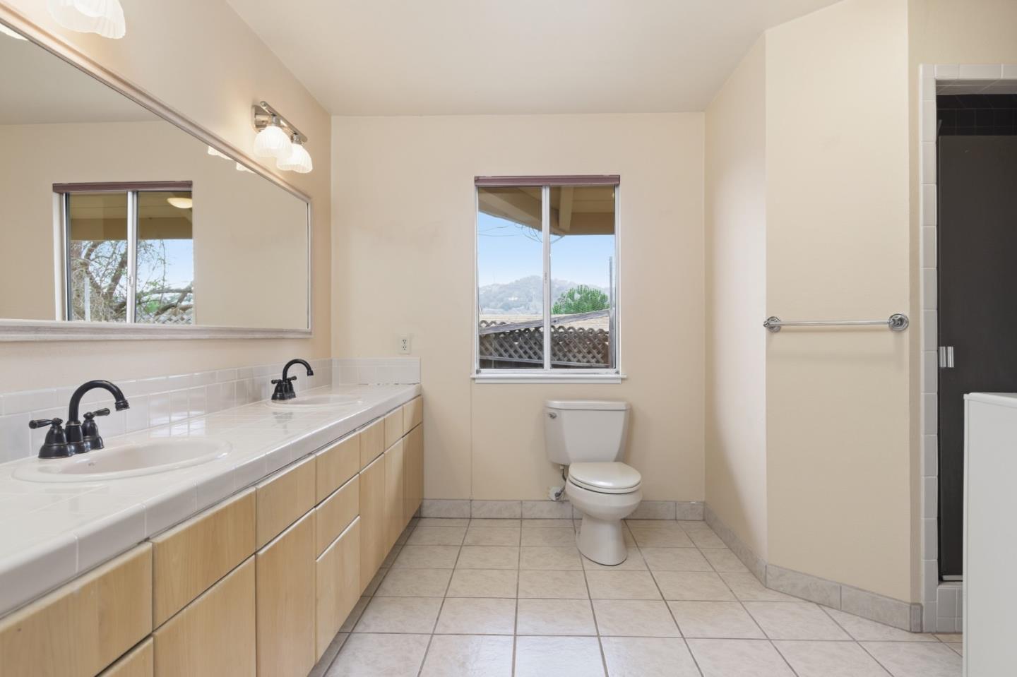 714 Monterey Salinas Highway