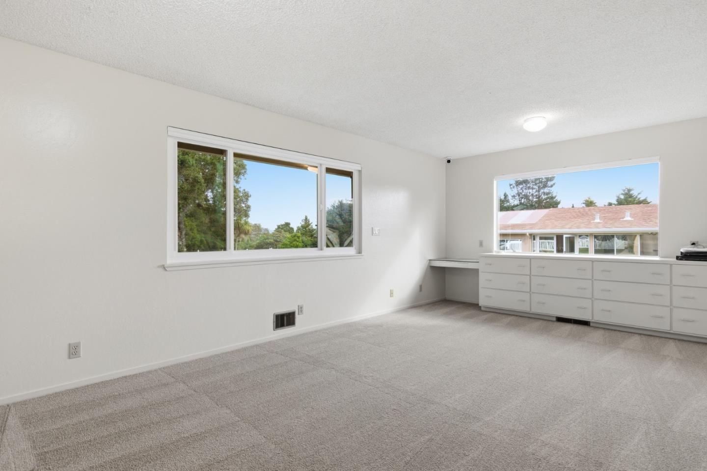 714 Monterey Salinas Highway