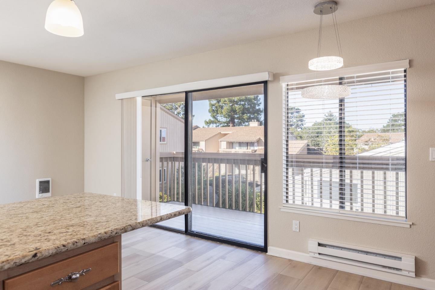300 Glenwood Circle 265