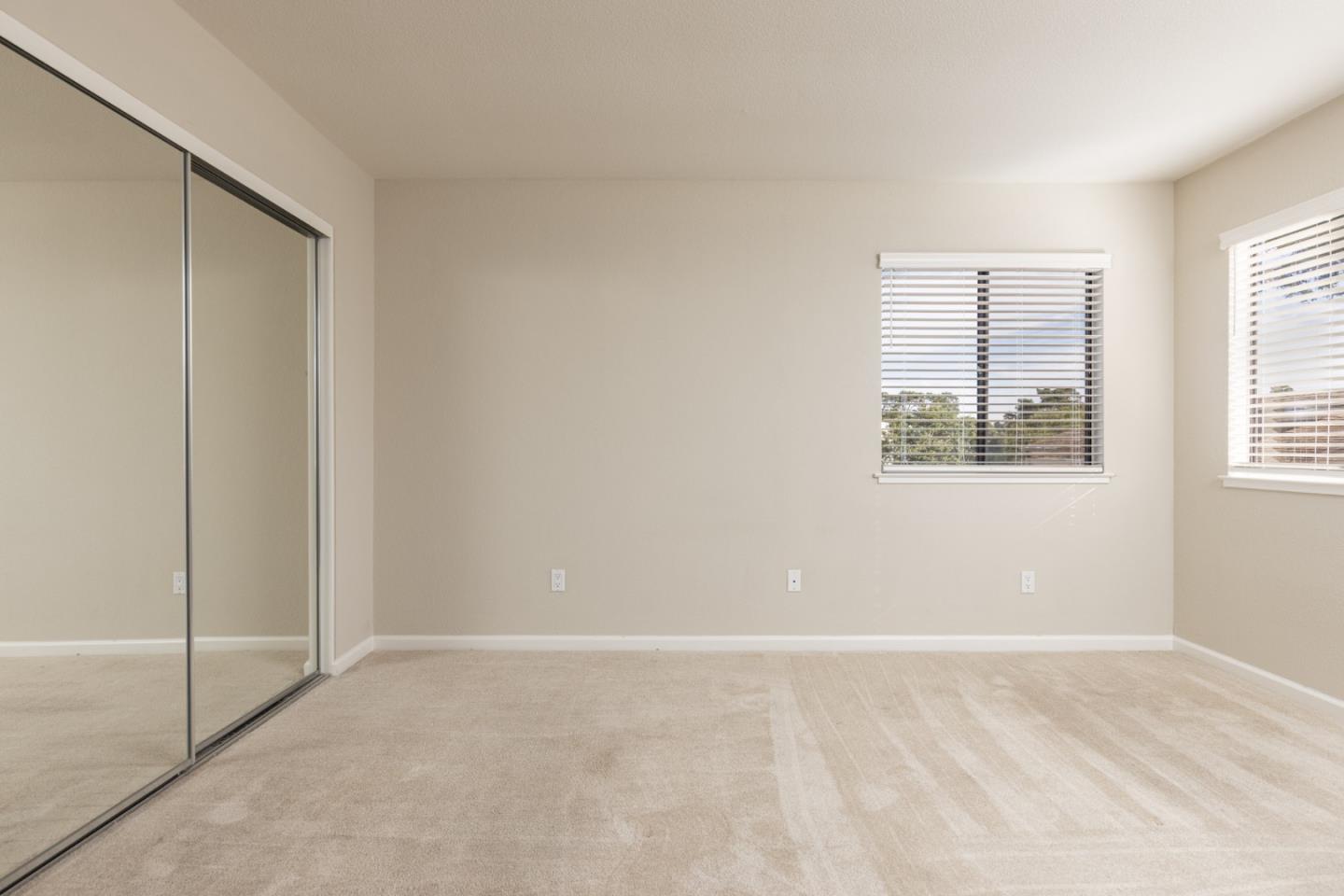 300 Glenwood Circle 265