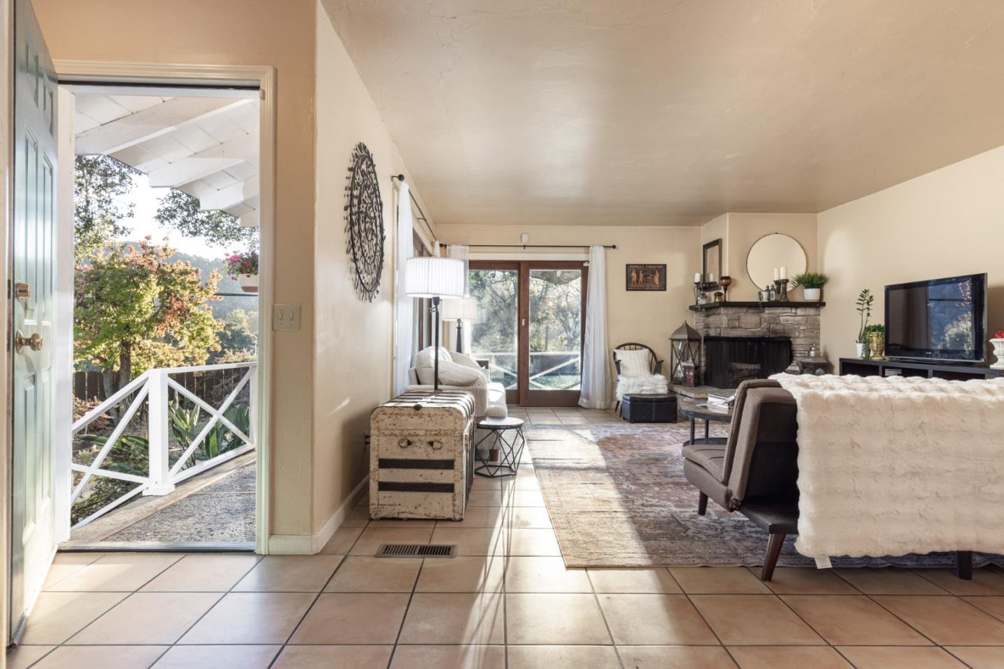 9805 Carmel Valley Road