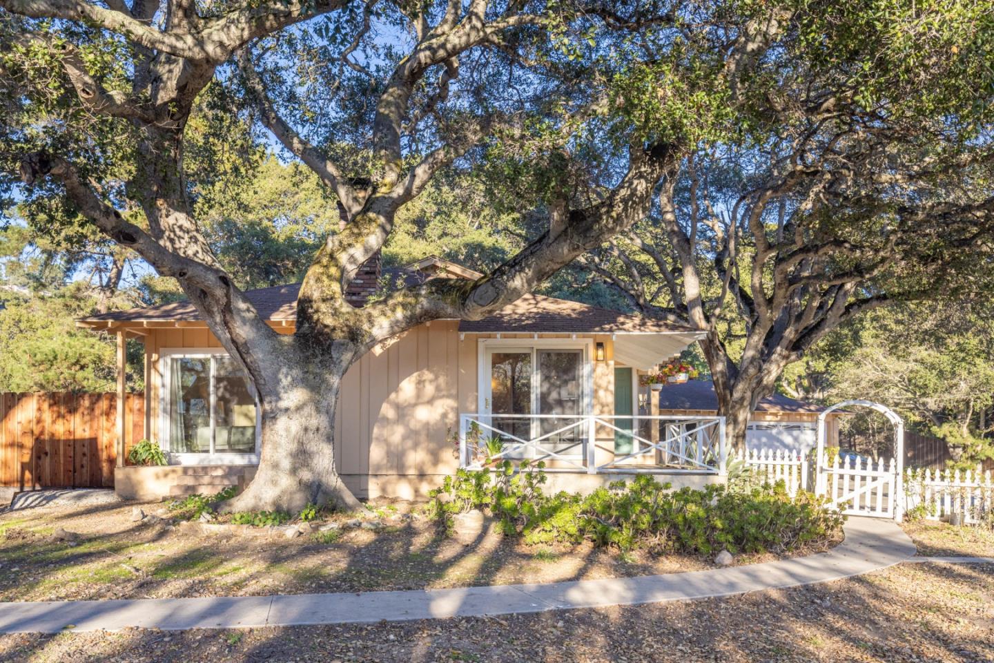 9805 Carmel Valley Road