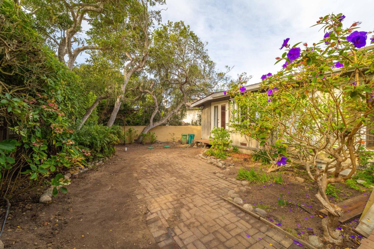 176 Sonoma Lane, CARMEL, CA 93923