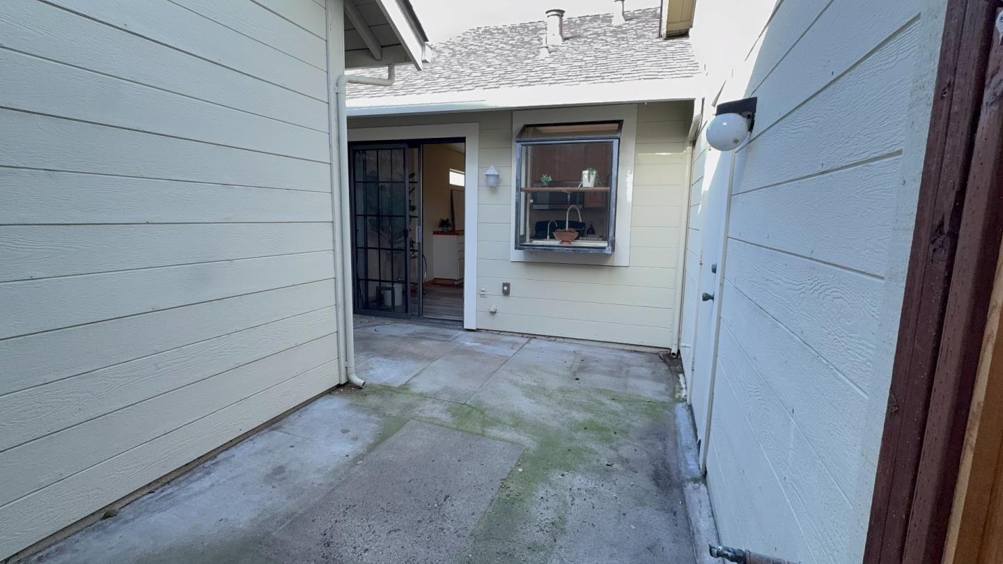 1026 Highlander Dr