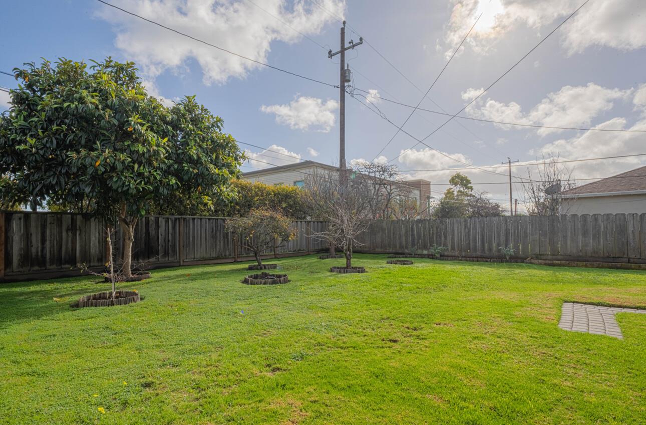 1231 Padre Dr