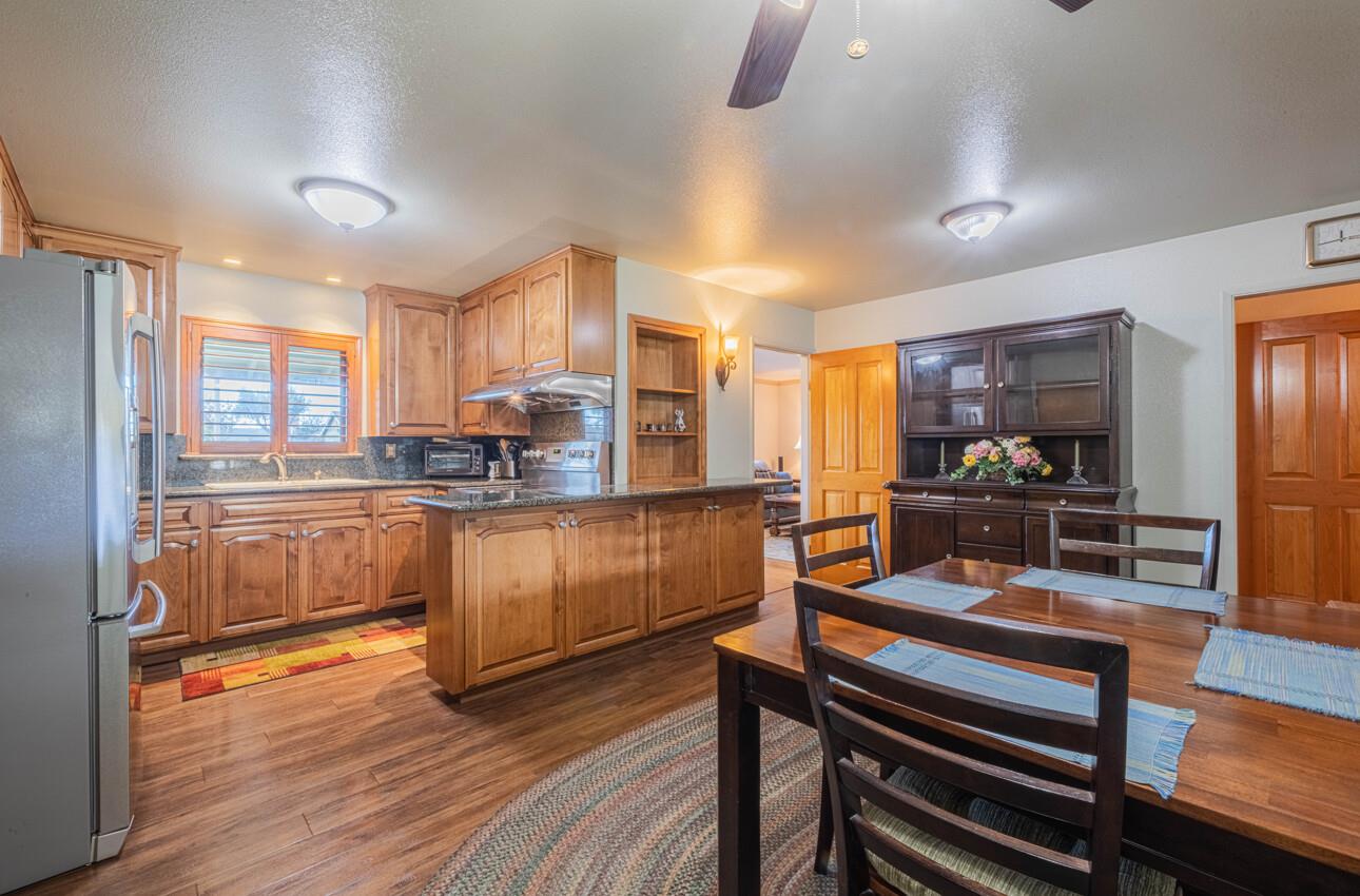 1231 Padre Dr