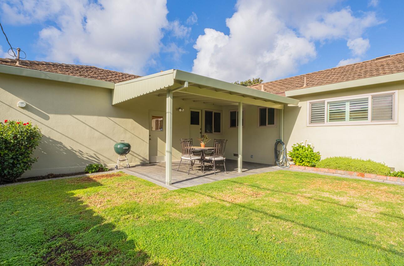 1231 Padre Dr