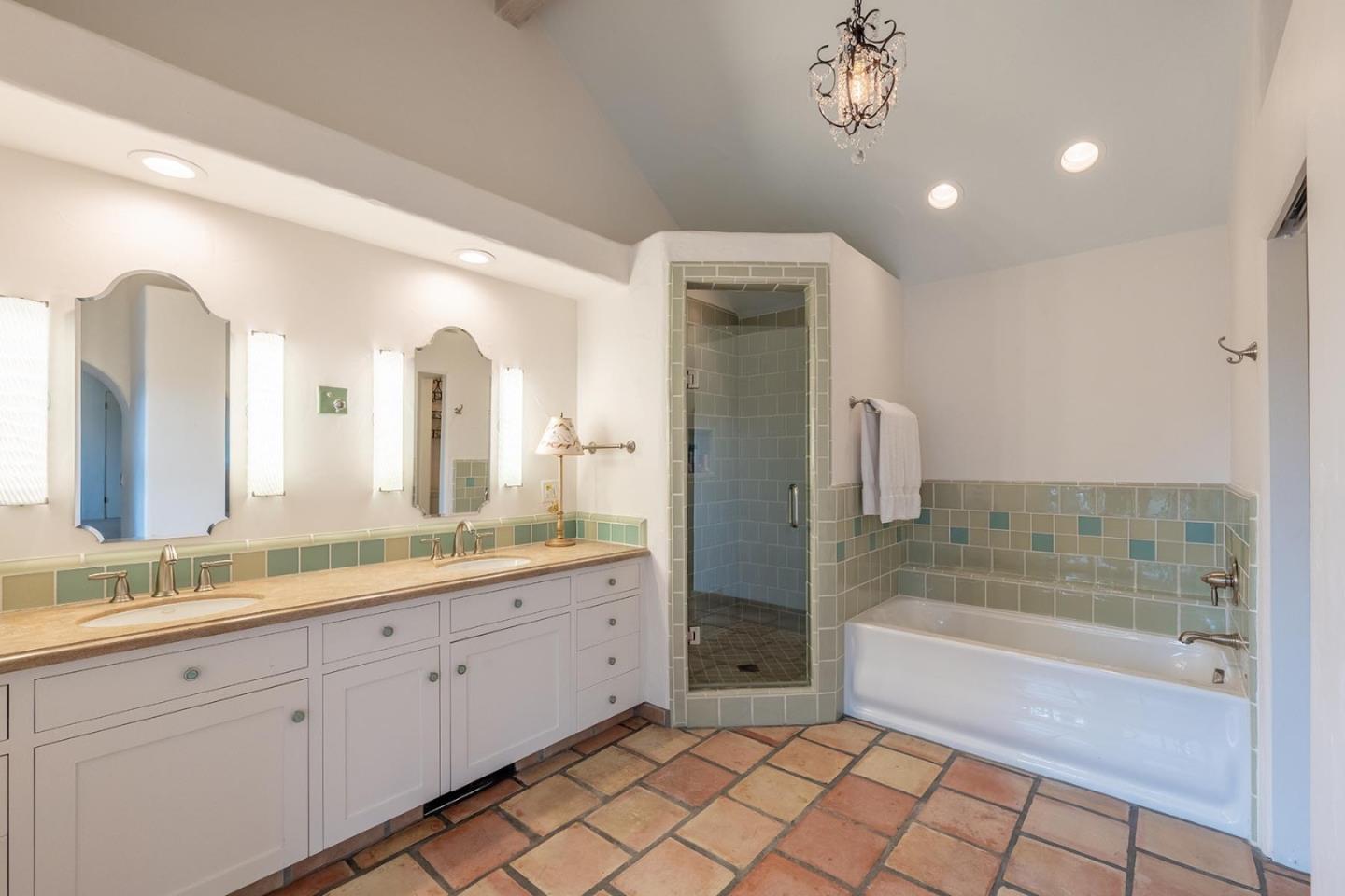 25987 Rio Vista Drive