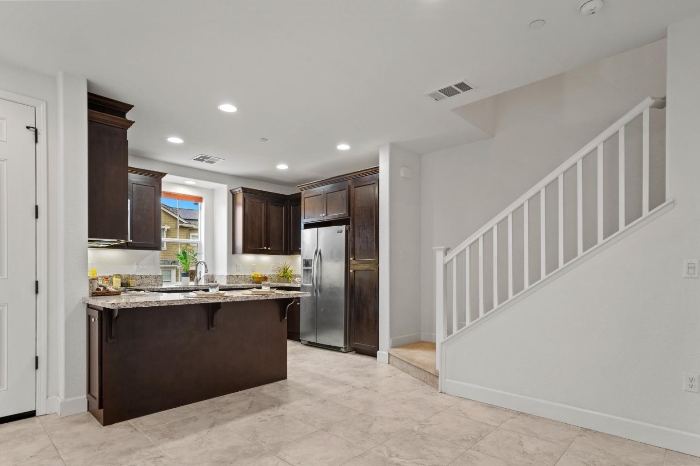 254 Boardwalk AVE