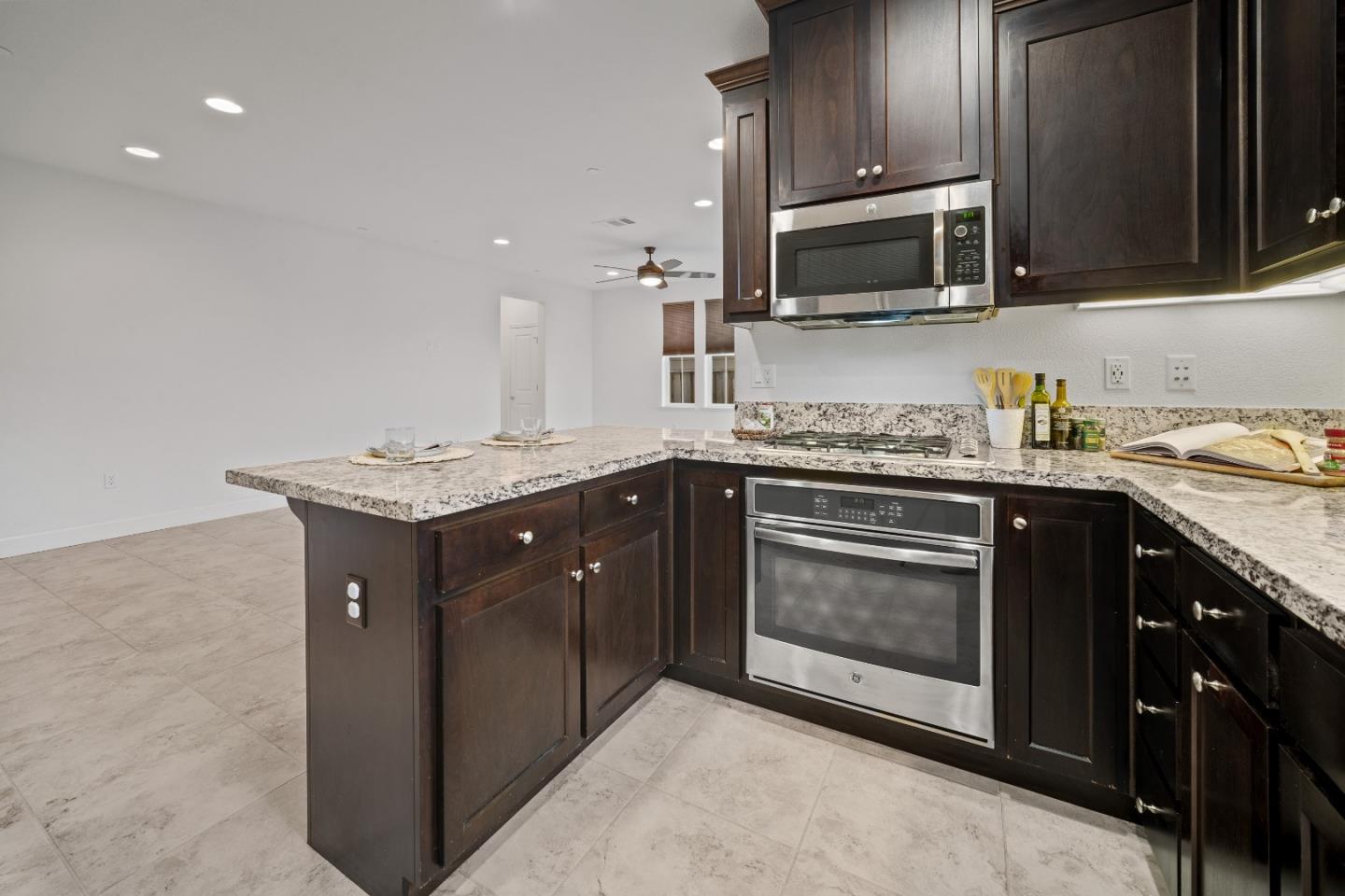 254 Boardwalk AVE