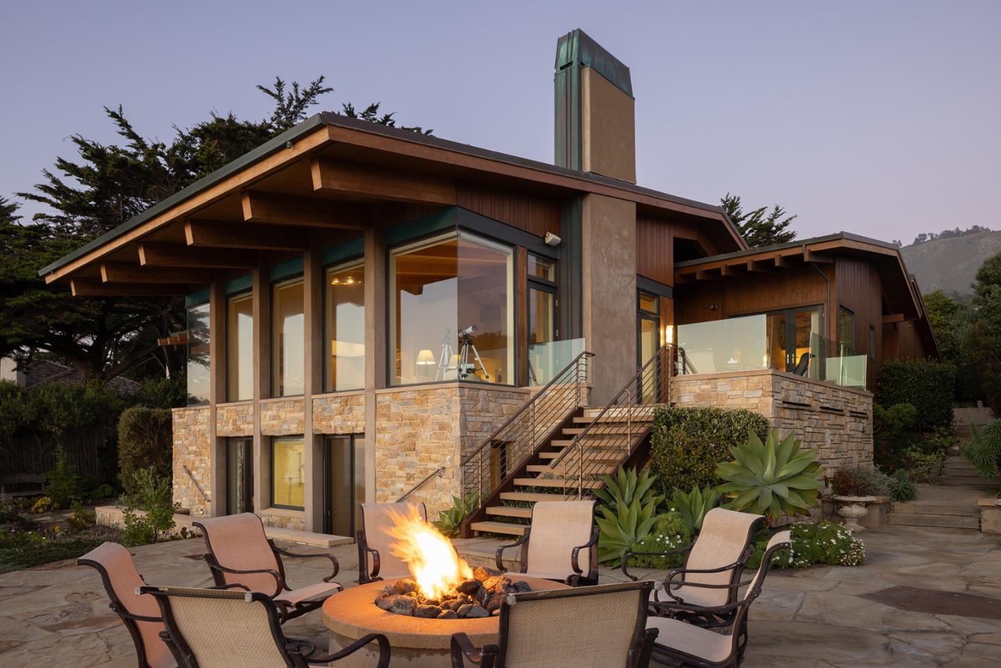 104 Yankee Point Dr