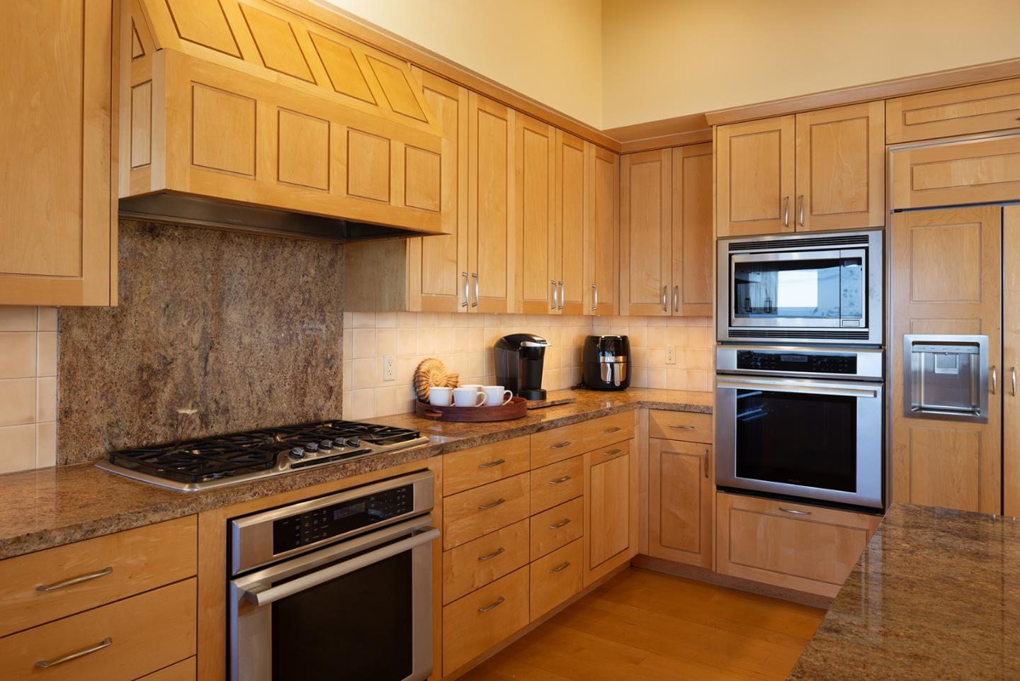 104 Yankee Point Dr