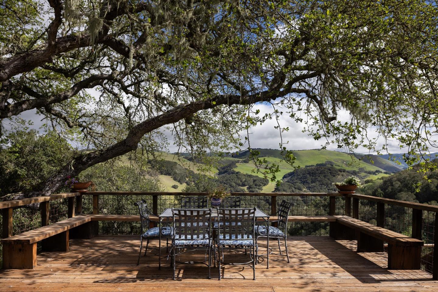17094 Cachagua Road, CARMEL VALLEY, CA 93924