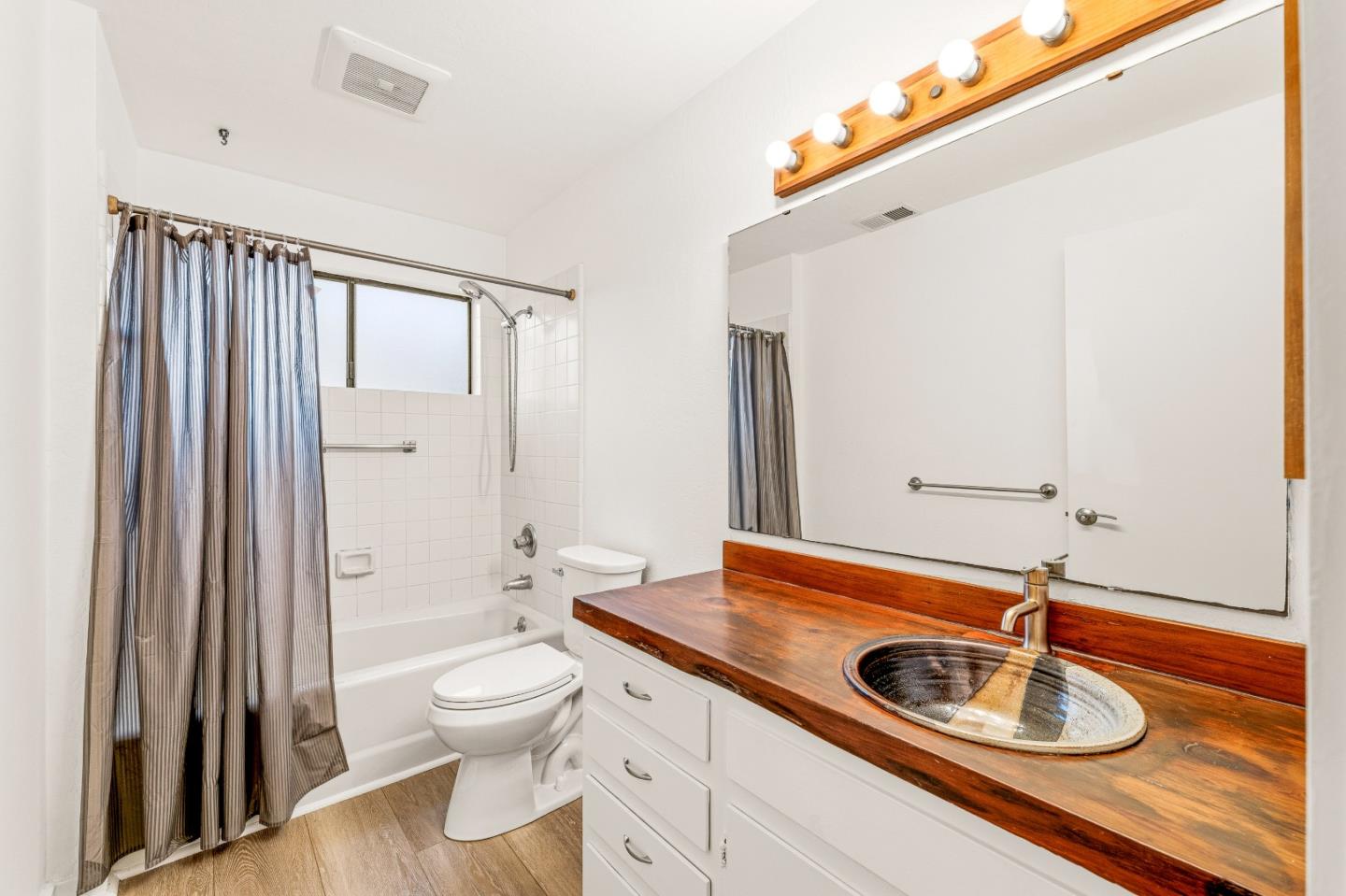 1132 Seaview Avenue, Pacific Grove, CA 93950