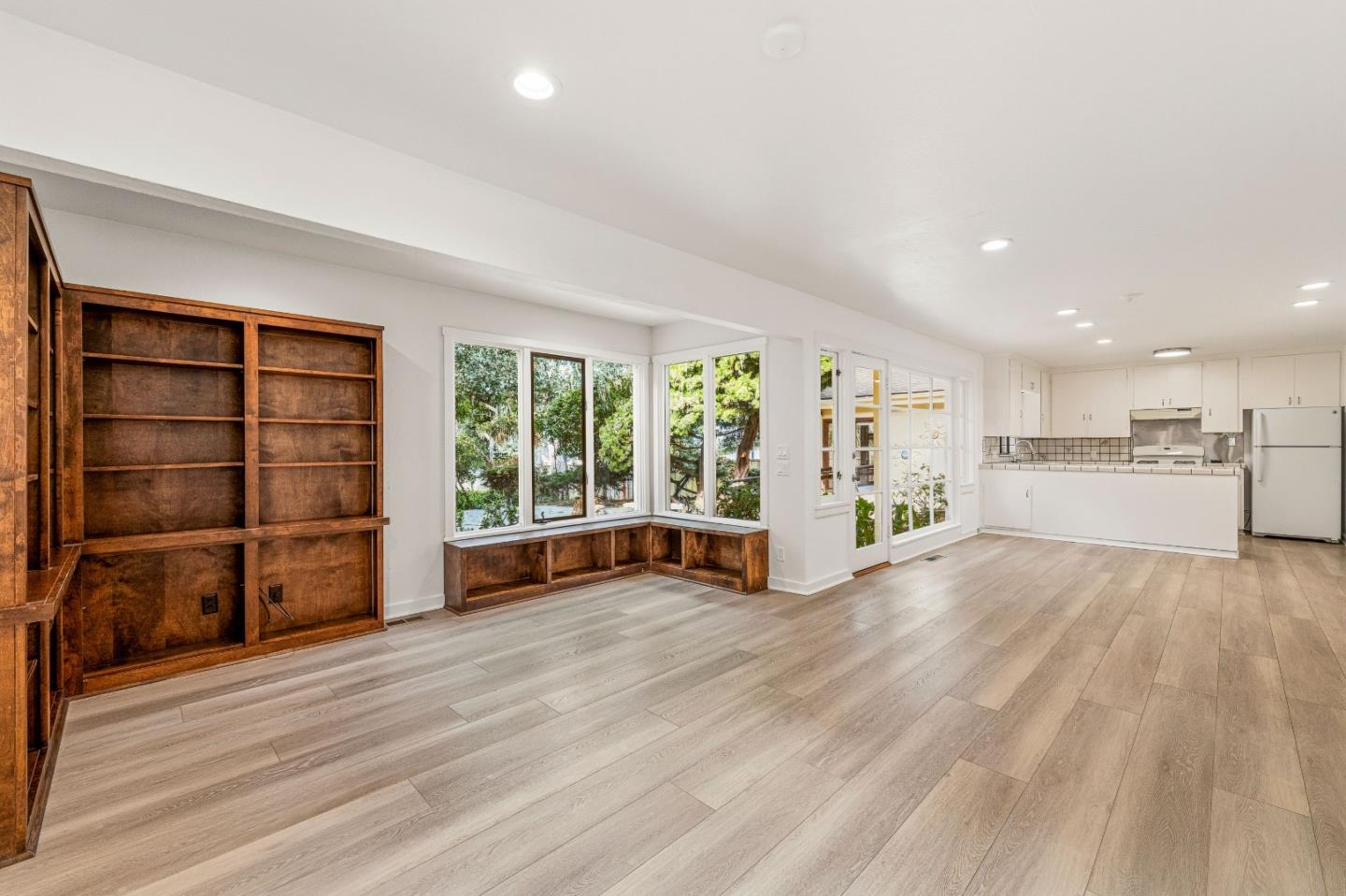 1132 Seaview Avenue, Pacific Grove, CA 93950