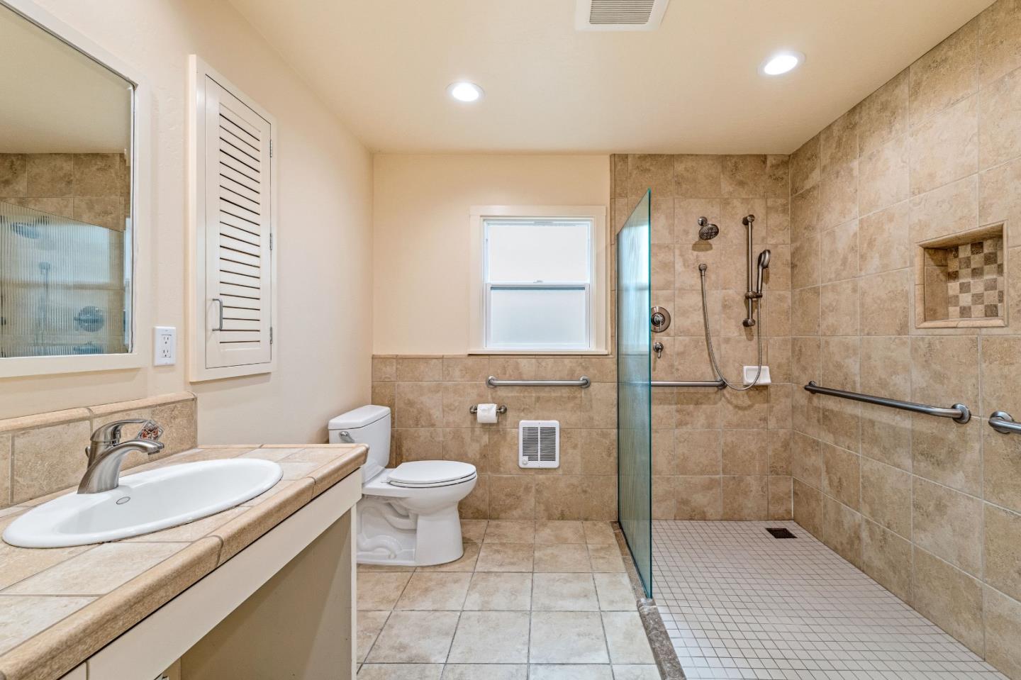 1132 Seaview Avenue, Pacific Grove, CA 93950
