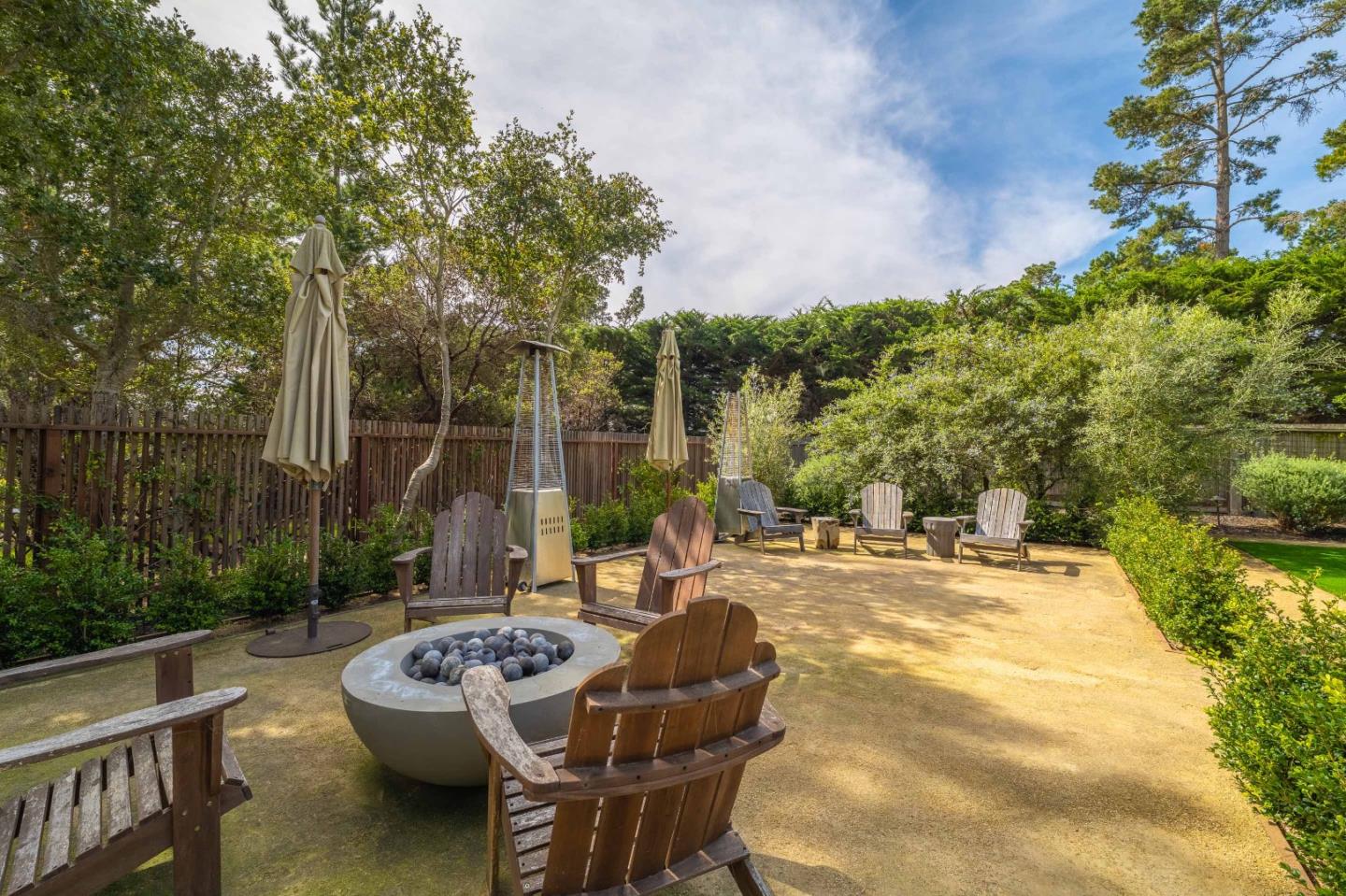 1633 Sonado Road