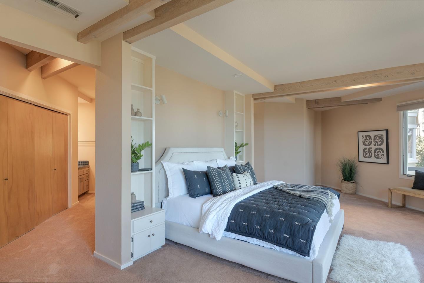 4 Sommerset Vale
