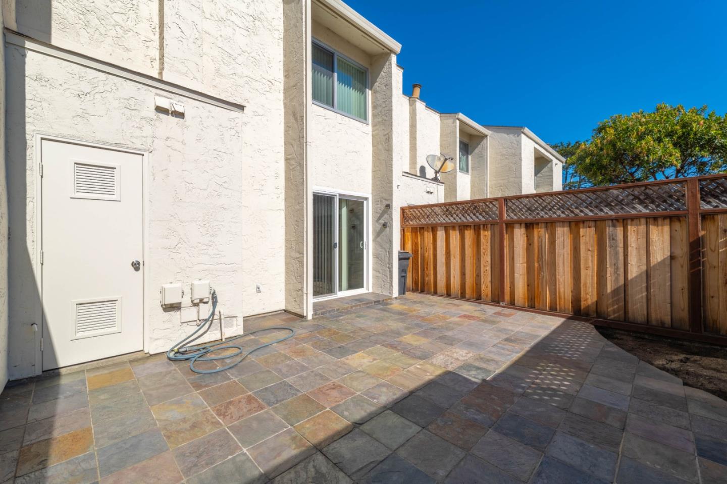 3137 Seacrest Avenue 6
