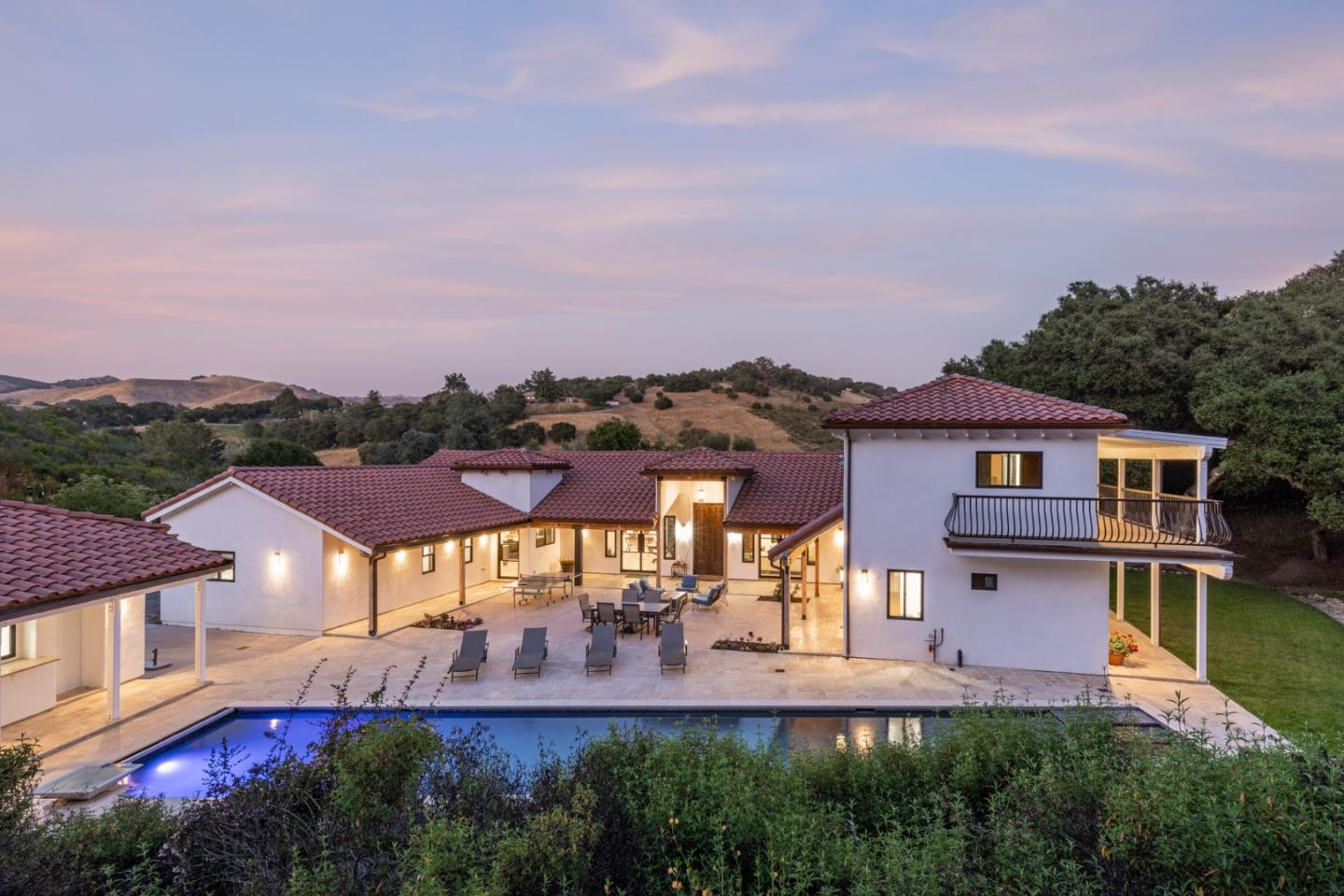 372 Corral De Tierra Road
