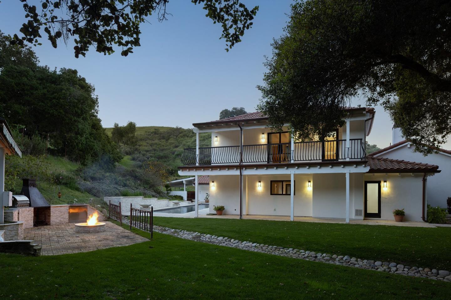 372 Corral De Tierra Road