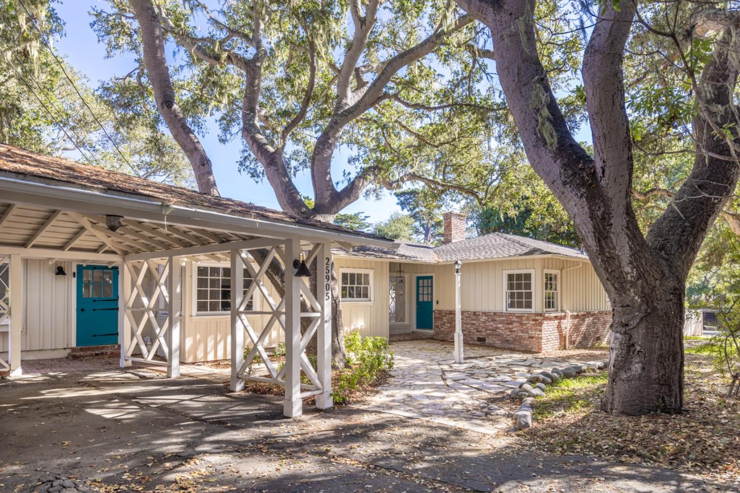 25905 Junipero Avenue, CARMEL, CA 93923