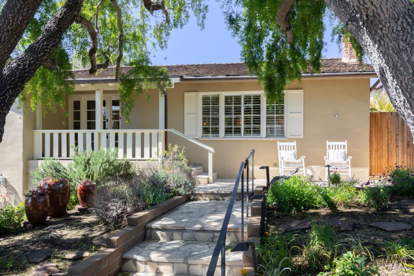 3017 Lasuen Drive
