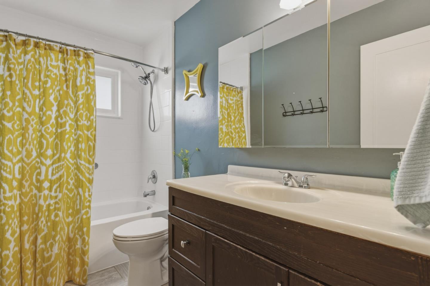 1425 Luxton Street, SEASIDE, CA 93955