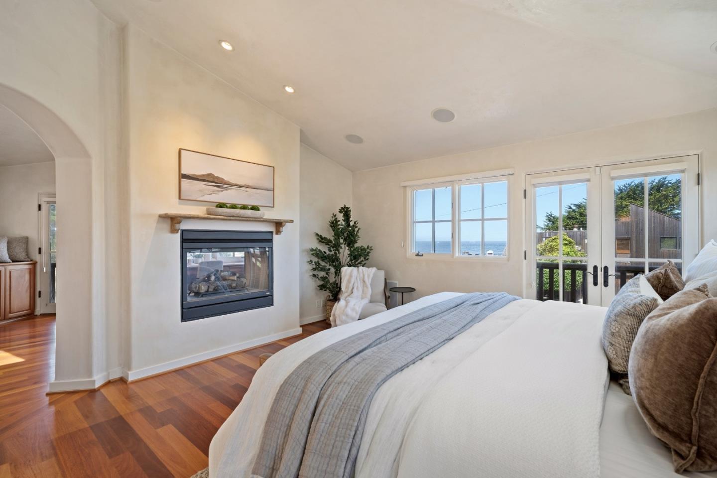 1273 Surf Avenue, PACIFIC GROVE, CA 93950