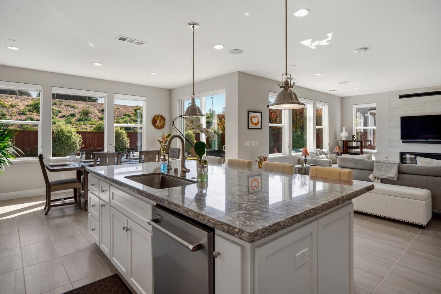 266 Sandy Gulch DR
