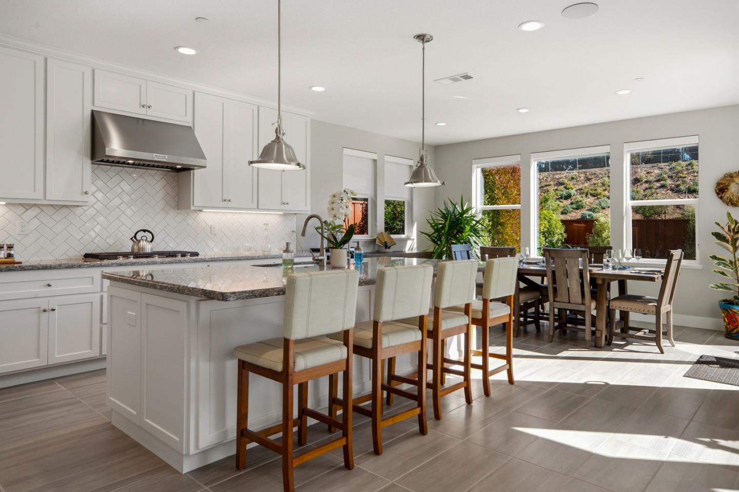 266 Sandy Gulch DR