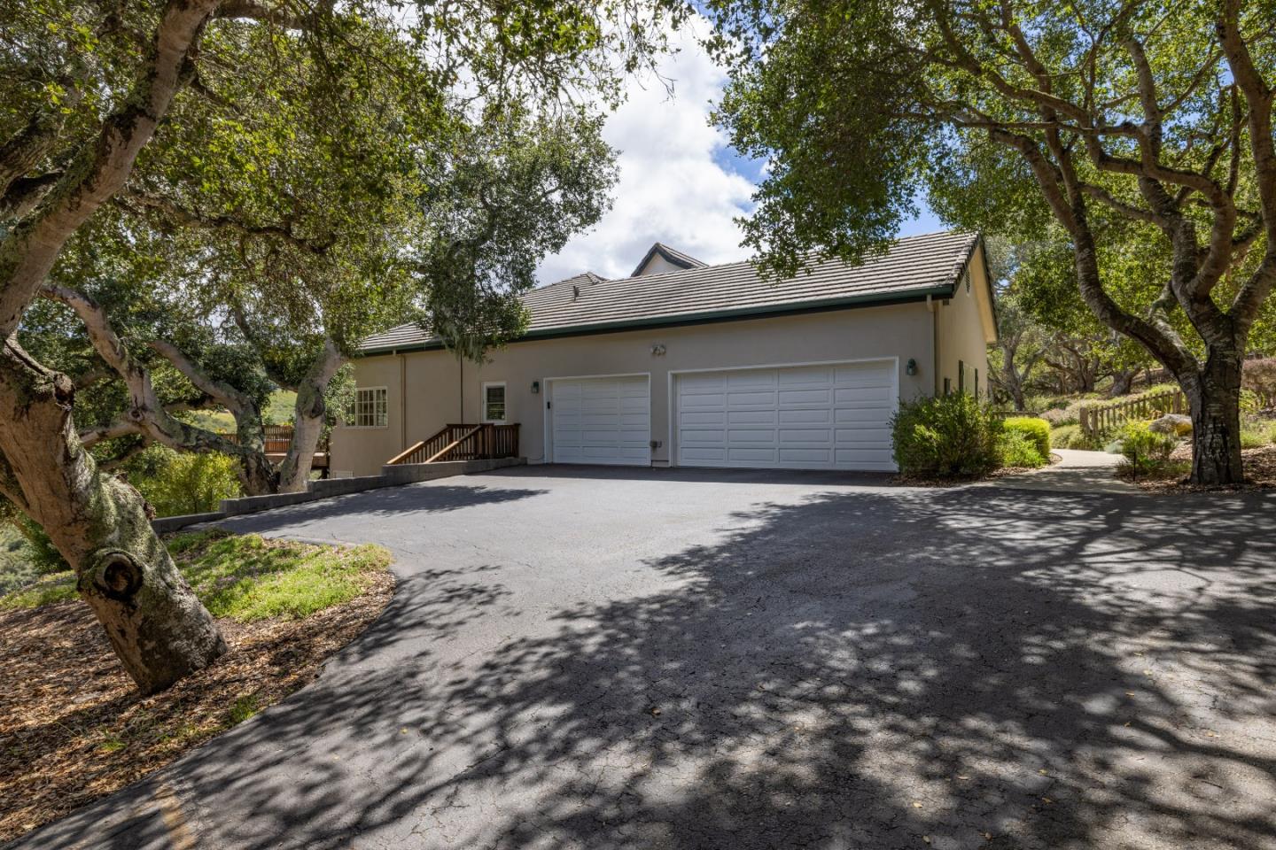 25748 Paseo El Cajon