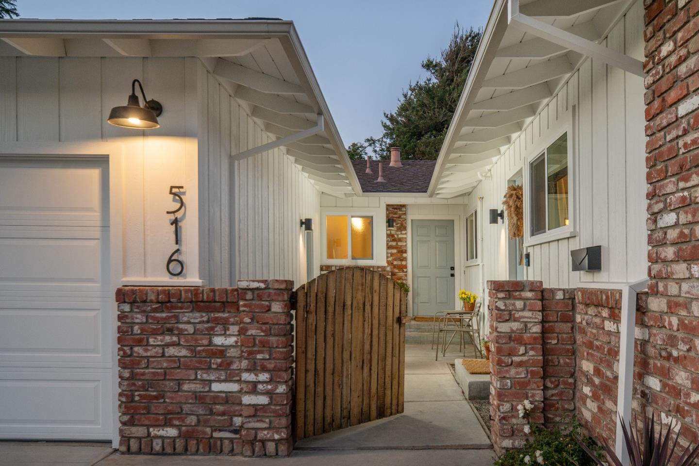 516 College Drive