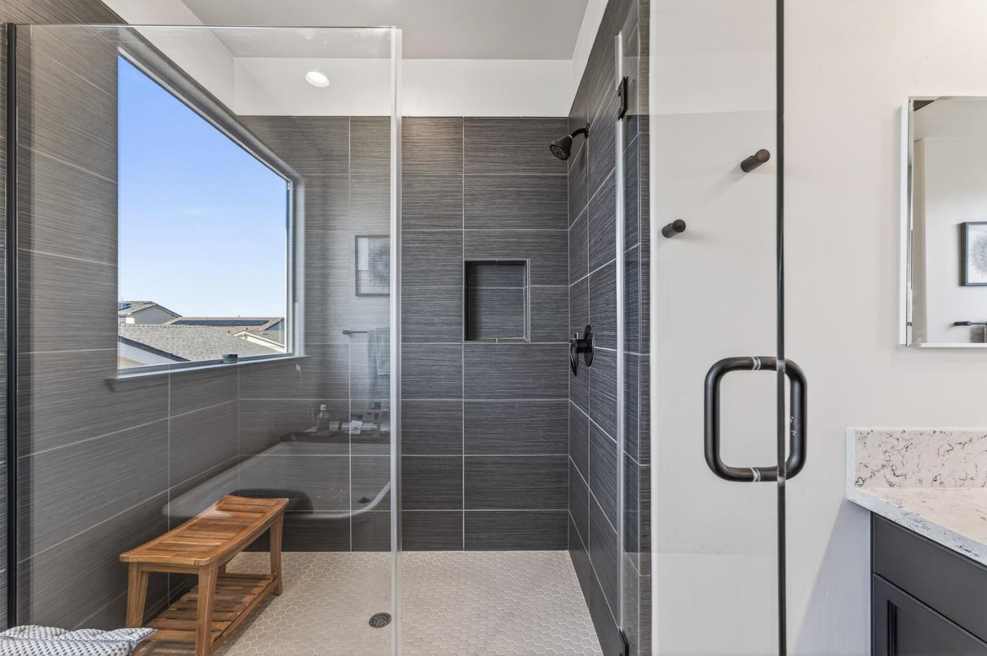 585 Santa Lucia Way