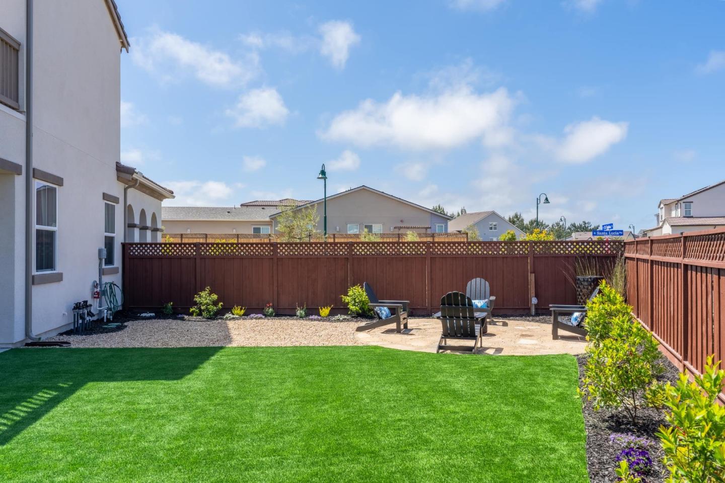 585 Santa Lucia Way