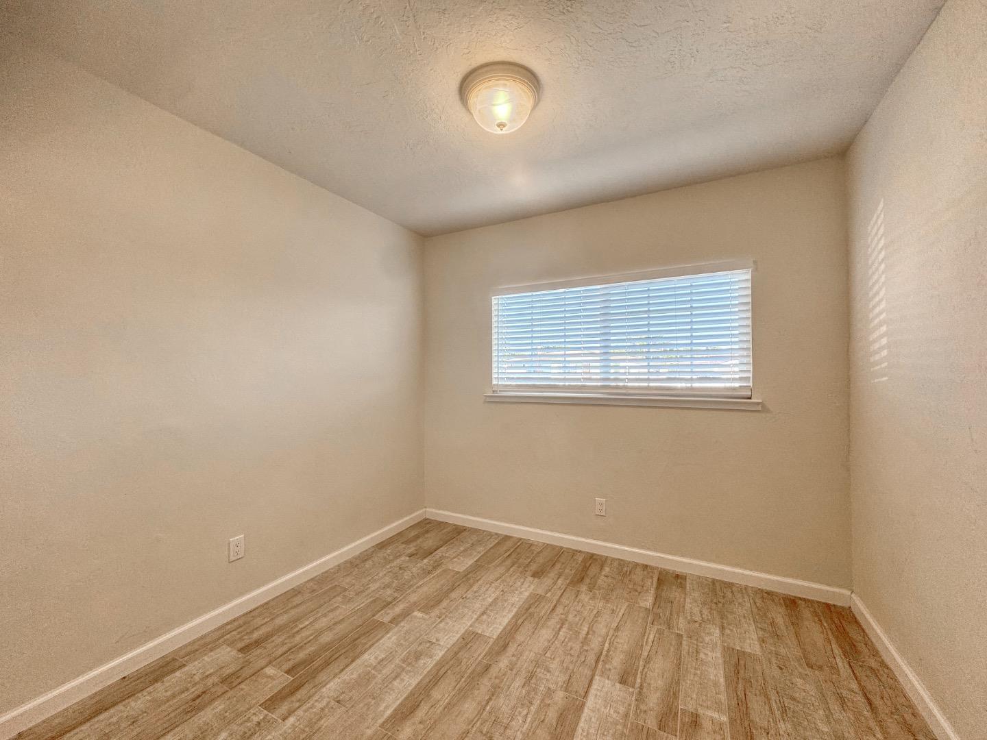 3115 Flower Circle