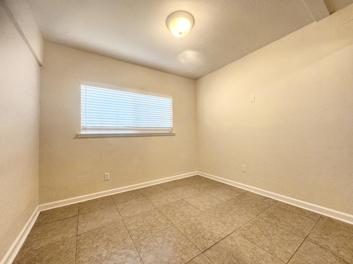 3115 Flower Circle