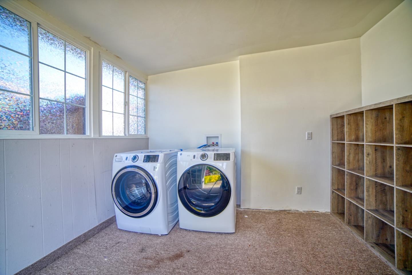 3115 Flower Circle