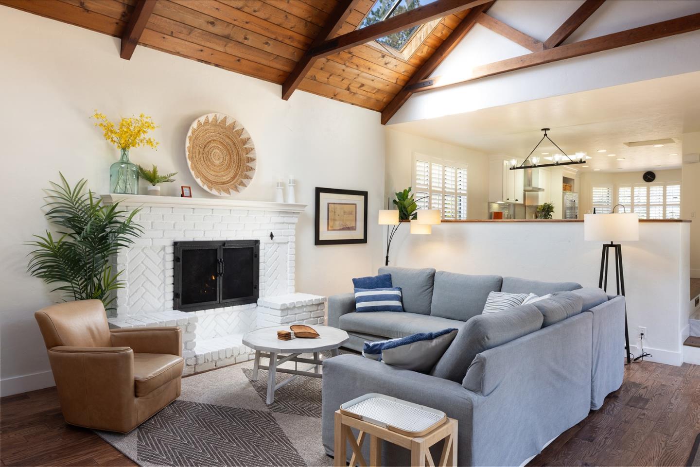 24623 Upper Trail