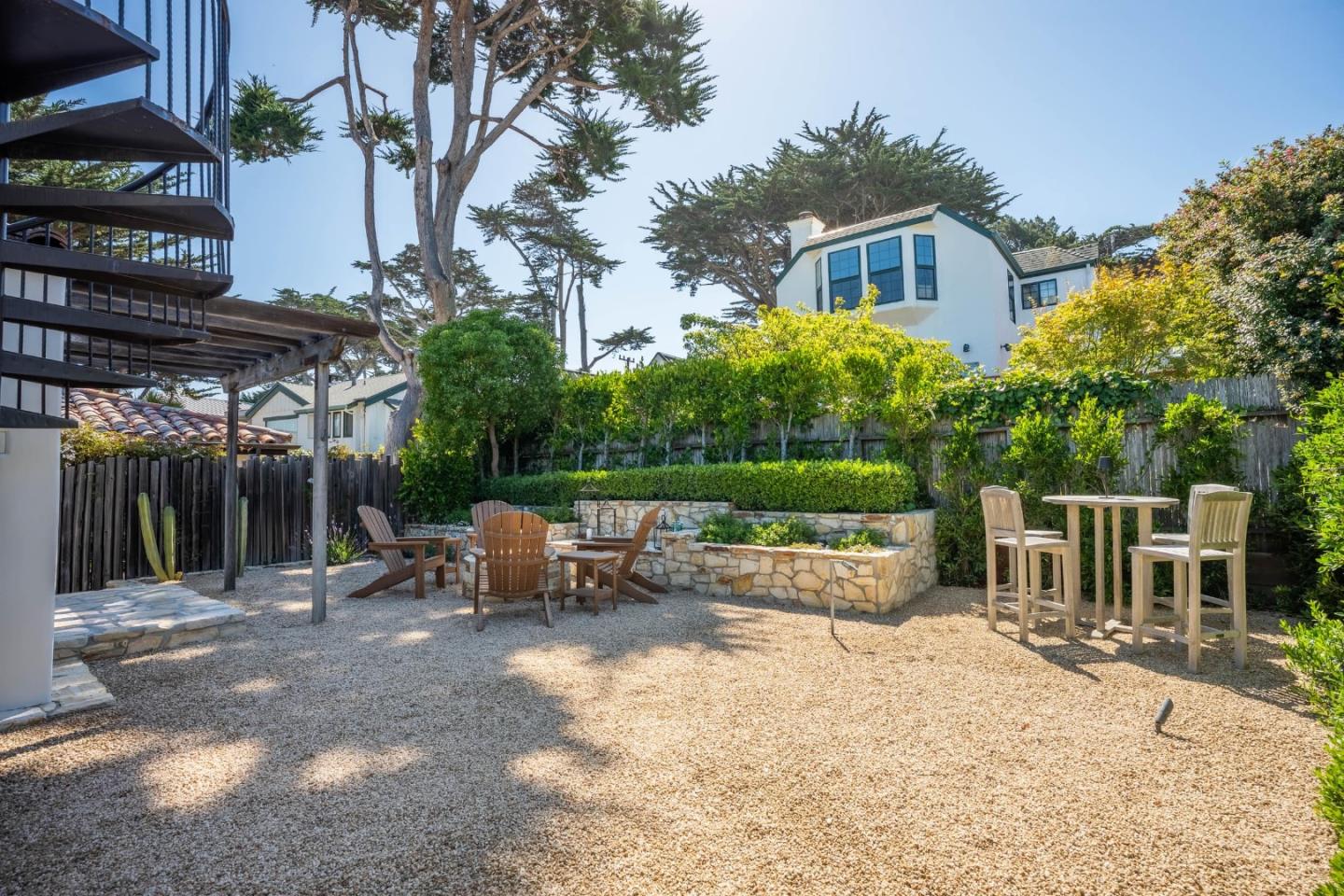 2448 Bay View Avenue