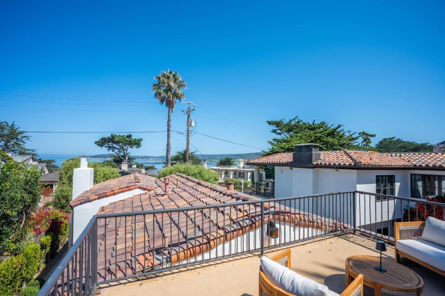 2448 Bay View Avenue