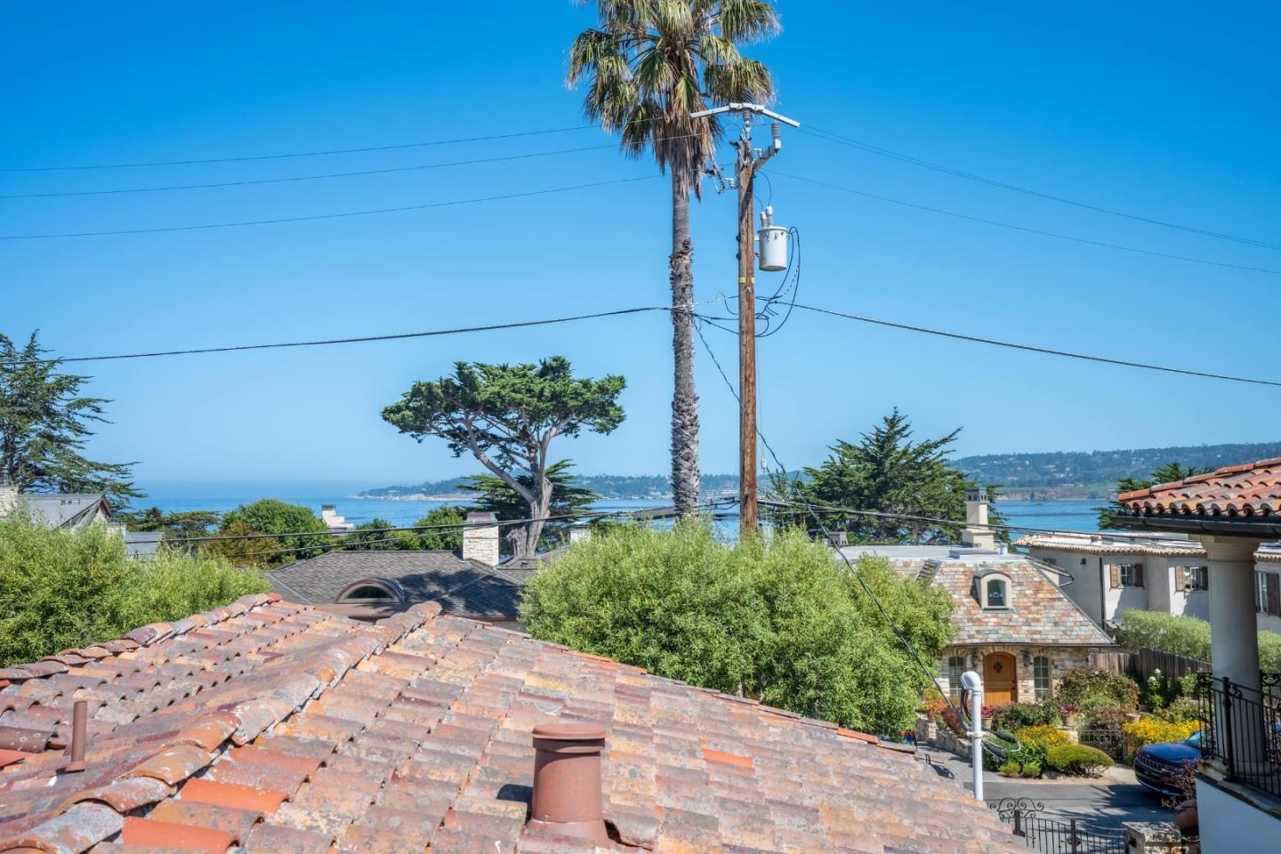 2448 Bay View Avenue