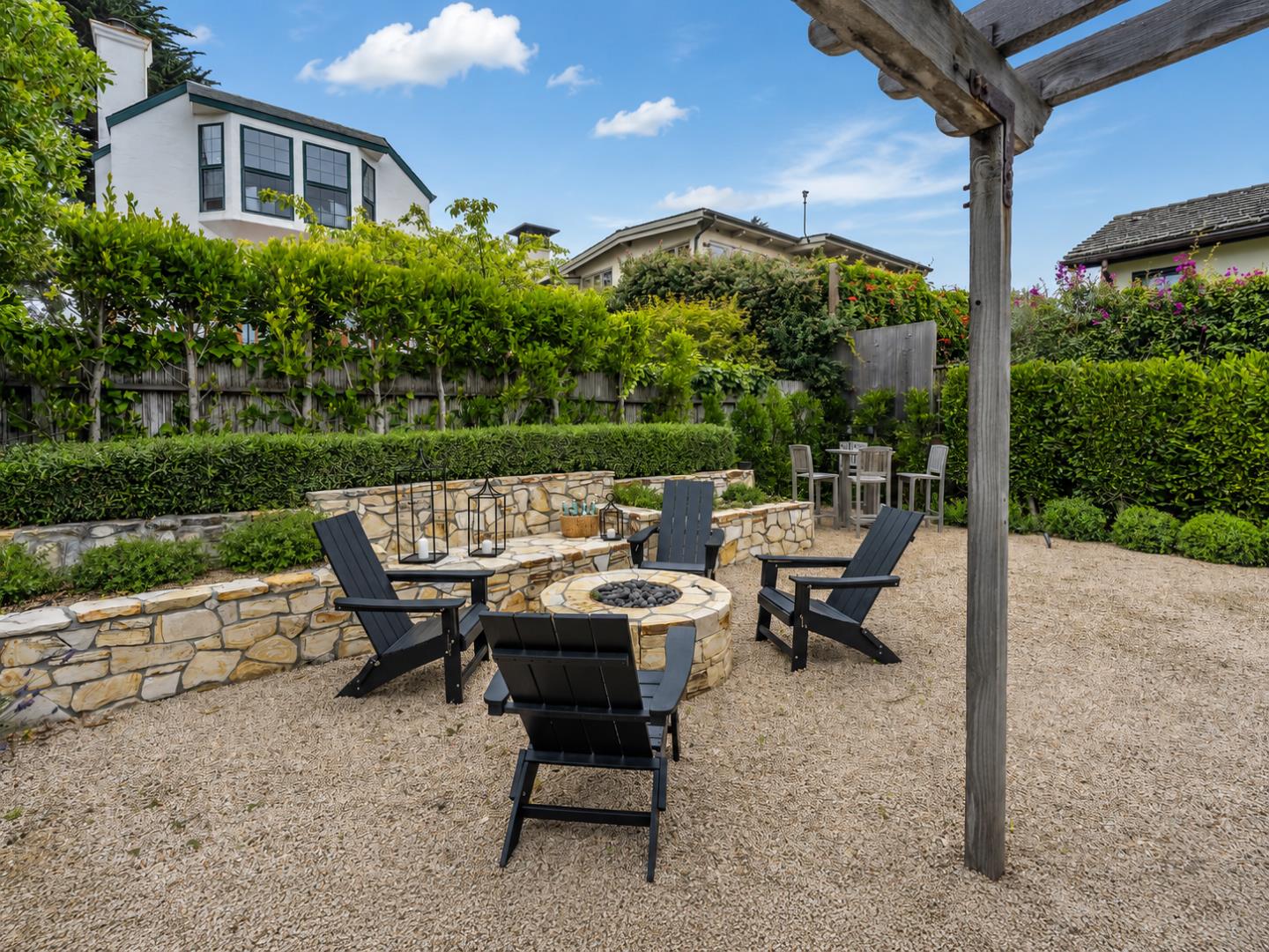 2448 Bay View Avenue