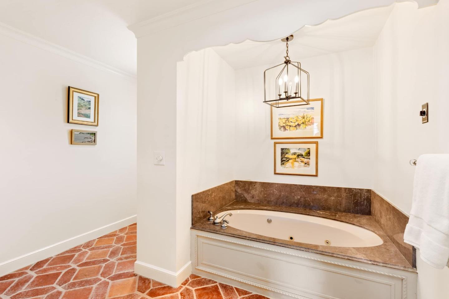 13101 Corte De Encanto
