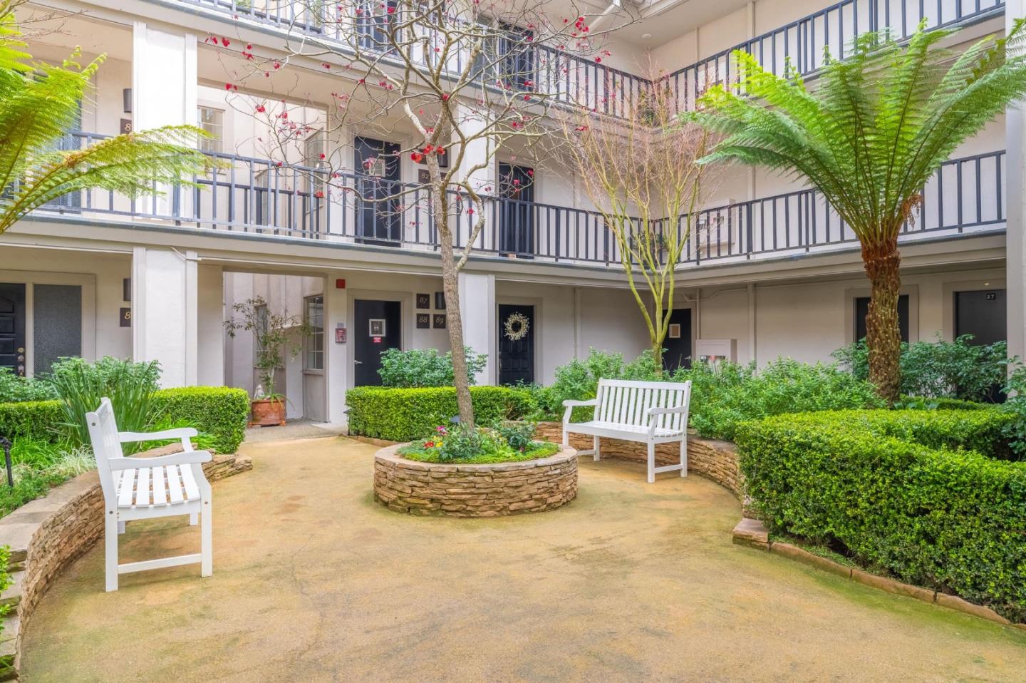 75 Ocean Pines LN