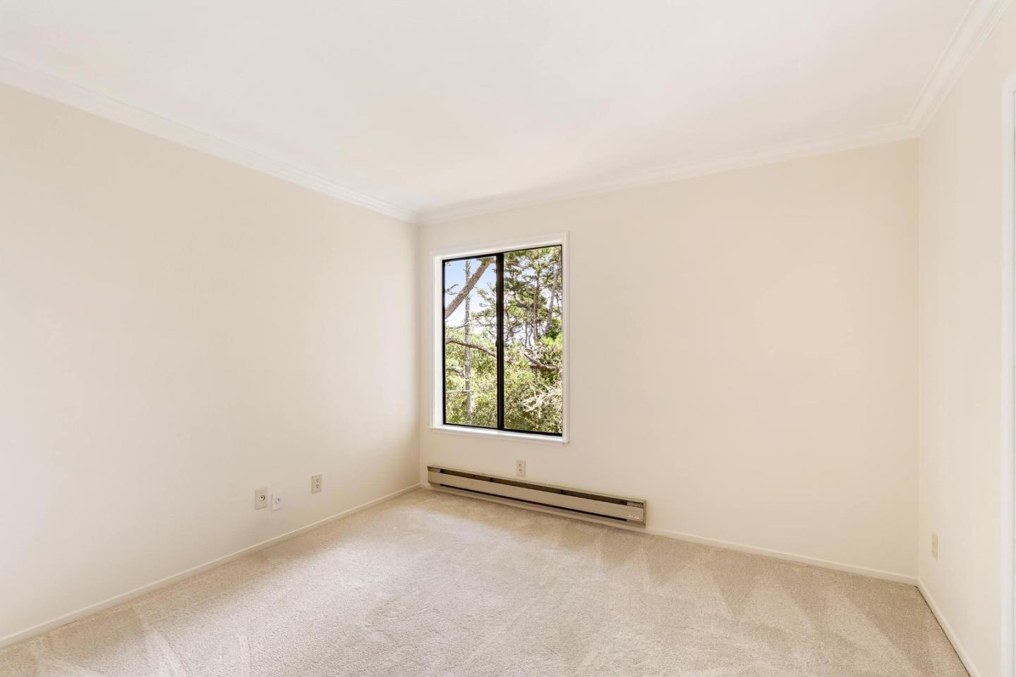 75 Ocean Pines LN