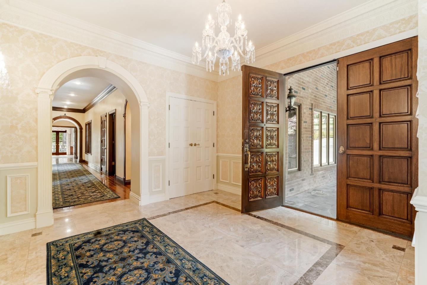 1237 Sombria Lane