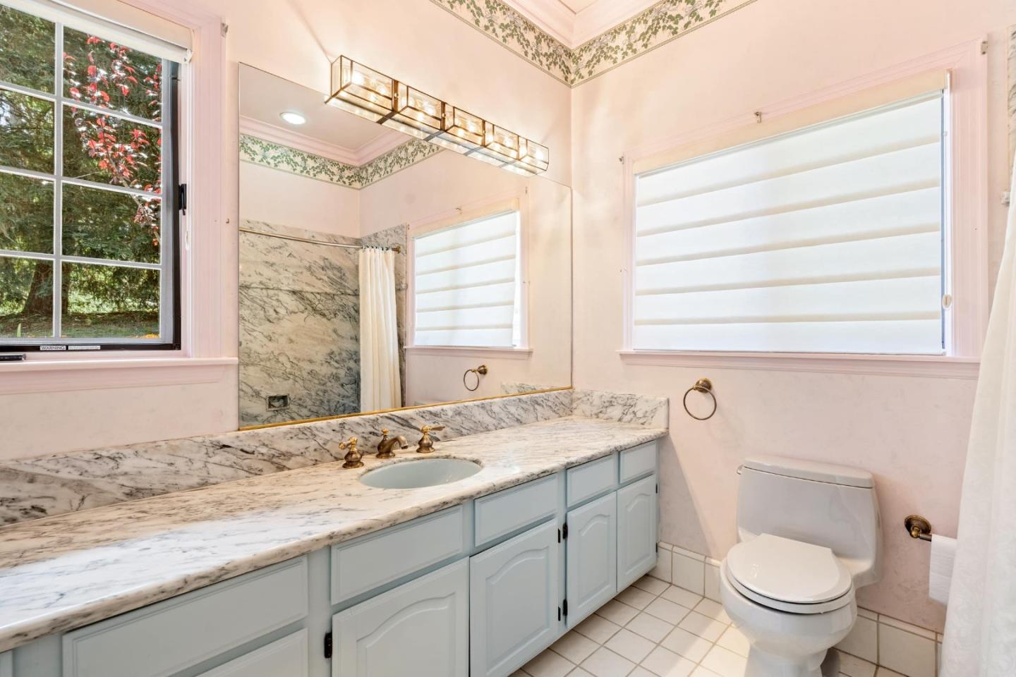 1237 Sombria Lane